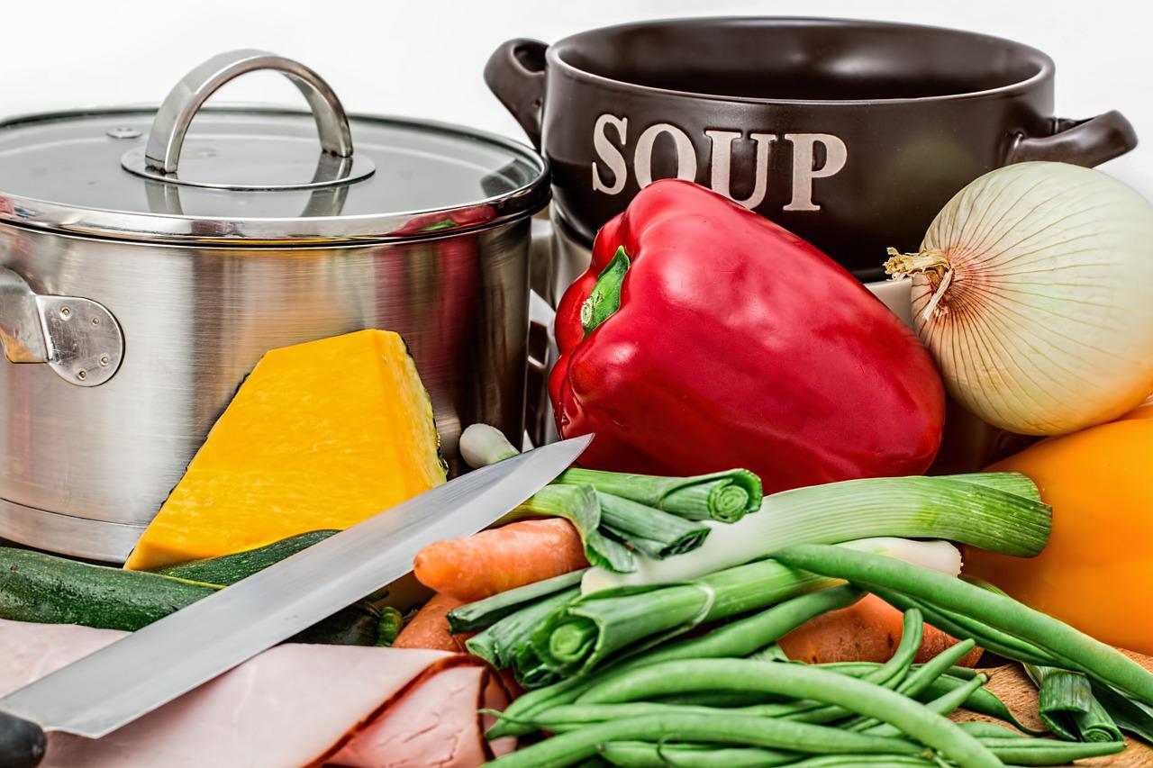 Przepisy na zdrowe dania z mrożonych warzyw: szybkie i pełnowartościowe dania na wyciągnięcie ręki
